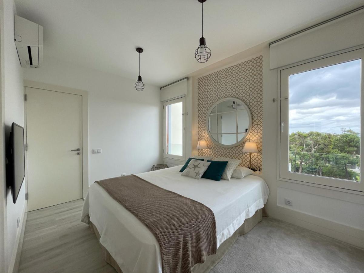 Beautiful Penthouse Apartment With Terrace - 4 Minute Walk To The Beach Troia Exterior foto